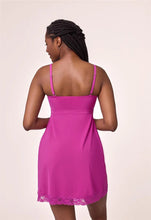 Load image into Gallery viewer, Montelle Full Bust Support Chemise