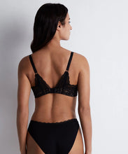 Load image into Gallery viewer, Aubade Rosessence Spacer T-Shirt Underwire Bra (Basic Colours)