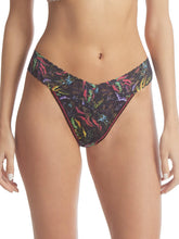 Load image into Gallery viewer, Hanky Panky O/S High/Original Rise Signature Lace Thong Prints