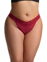 Load image into Gallery viewer, Hanky Panky Signature Lace *Plus* Original Rise Thong