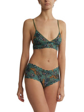 Load image into Gallery viewer, Hanky Panky Signature Lace Boyshort Prints