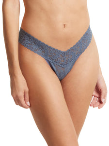 Hanky Panky O/S Low Rise Signature Lace Thong Solid Colors