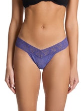 Load image into Gallery viewer, Hanky Panky O/S Low Rise Signature Lace Thong Solid Colors