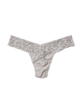 Load image into Gallery viewer, Hanky Panky O/S Low Rise Signature Lace Thong Solid Colors