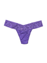 Load image into Gallery viewer, Hanky Panky O/S Low Rise Signature Lace Thong Solid Colors