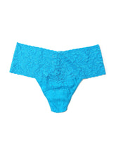 Load image into Gallery viewer, Hanky Panky O/S Retro Thong *Plus*  Signature Lace Solid Colors