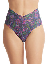 Load image into Gallery viewer, Hanky Panky O/S Retro Thong Signature Lace Prints
