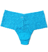 Load image into Gallery viewer, Hanky Panky O/S Retro Thong *Plus* Signature Lace Solid Colors