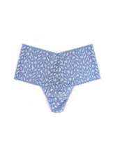 Load image into Gallery viewer, Hanky Panky O/S Retro Thong Signature Lace Prints