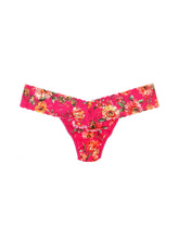 Load image into Gallery viewer, Hanky Panky O/S Low Rise Signature Lace Thong Prints