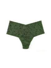 Load image into Gallery viewer, Hanky Panky O/S Retro Thong Signature Lace Solid Colors