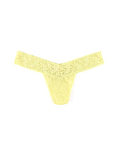 Load image into Gallery viewer, Hanky Panky O/S Low Rise Signature Lace Thong Solid Colors