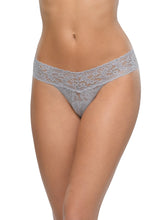 Load image into Gallery viewer, Hanky Panky O/S Low Rise Signature Lace Thong Solid Colors