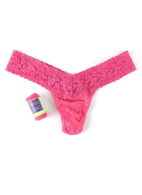Load image into Gallery viewer, Hanky Panky O/S Low Rise Signature Lace Thong Solid Colors