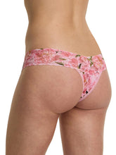 Load image into Gallery viewer, Hanky Panky O/S Low Rise Signature Lace Thong Prints