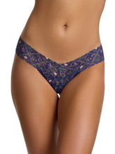 Load image into Gallery viewer, Hanky Panky O/S Low Rise Signature Lace Thong Prints