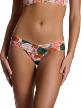 Load image into Gallery viewer, Hanky Panky O/S Low Rise Signature Lace Thong Prints