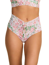Load image into Gallery viewer, Hanky Panky O/S Retro Thong Signature Lace Prints