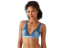 Load image into Gallery viewer, Wacoal Lace Embrace Non-Underwire Racerback Bralette