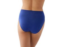 Load image into Gallery viewer, Wacoal B-Smooth Seamless Hi-Cut Brief