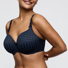 Load image into Gallery viewer, Prima Donna FW26 Madison Velvet Blue Padded Heartshape Underwire Bra