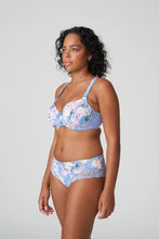 Load image into Gallery viewer, Prima Donna SS24 Madison Open Air Padded Heartshape Underwire Bra