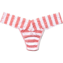 Load image into Gallery viewer, Hanky Panky O/S Low Rise Signature Lace Thong Prints