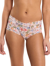 Load image into Gallery viewer, Hanky Panky Signature Lace Boyshort Prints