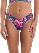 Load image into Gallery viewer, Hanky Panky O/S Low Rise Signature Lace Thong Prints