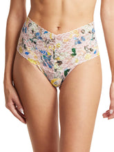 Load image into Gallery viewer, Hanky Panky O/S Retro Thong Signature Lace Prints
