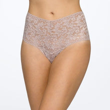 Load image into Gallery viewer, Hanky Panky O/S Retro Thong Signature Lace Solid Colors