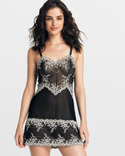 Load image into Gallery viewer, Wacoal Embrace Lace Chemise (ALL COLOURS)