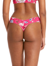 Load image into Gallery viewer, Hanky Panky O/S Low Rise Signature Lace Thong Prints