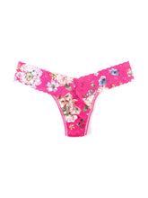 Load image into Gallery viewer, Hanky Panky O/S Low Rise Signature Lace Thong Prints
