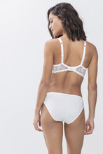 Load image into Gallery viewer, Mey Luxurious Full Cup Spacer Underwire Bra (New Toffee + Champagne)