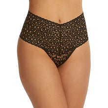 Load image into Gallery viewer, Hanky Panky O/S Retro Thong Signature Lace Prints