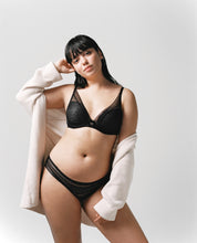 Load image into Gallery viewer, Chantelle Festivite Lace Foam Plunge Underwire Bra