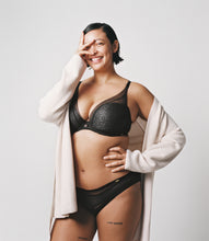 Load image into Gallery viewer, Chantelle Festivite Lace Foam Plunge Underwire Bra