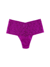 Load image into Gallery viewer, Hanky Panky O/S Retro Thong Signature Lace Solid Colors