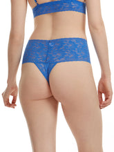 Load image into Gallery viewer, Hanky Panky O/S Retro Thong Signature Lace Solid Colors