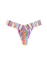Load image into Gallery viewer, Hanky Panky O/S High/Original Rise Signature Lace Thong Prints
