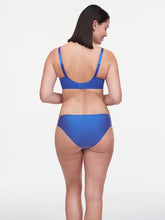 Load image into Gallery viewer, Passionata Sailor Blue Manhattan Plunge Light Lace T-Shirt Underwire Bra