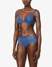 Load image into Gallery viewer, Chantelle Alto Ceramique Stretch Lace Lightly Lined Underwire Bra
