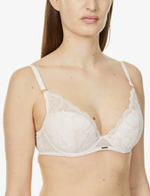 Load image into Gallery viewer, Chantelle Fleurs Plunge Stretch Lace Lightly Lined Underwire Bra (Soft Rose, Black)