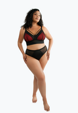 Load image into Gallery viewer, Parfait Mia Dot With Strings Wireless Padded Bralette (Black)