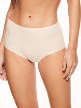 Load image into Gallery viewer, Chantelle Seamless SoftStretch Full Brief