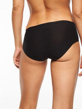 Load image into Gallery viewer, Chantelle Seamless SoftStretch Hipster/Shorty