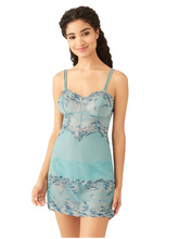 Load image into Gallery viewer, Wacoal Embrace Lace Chemise (ALL COLOURS)