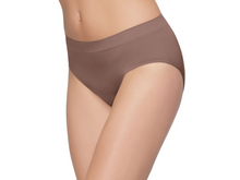 Load image into Gallery viewer, Wacoal B-Smooth Seamless Full Brief Panty