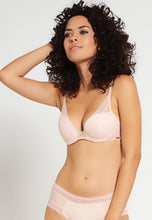 Load image into Gallery viewer, Chantelle Festivite Lace Foam Plunge Underwire Bra